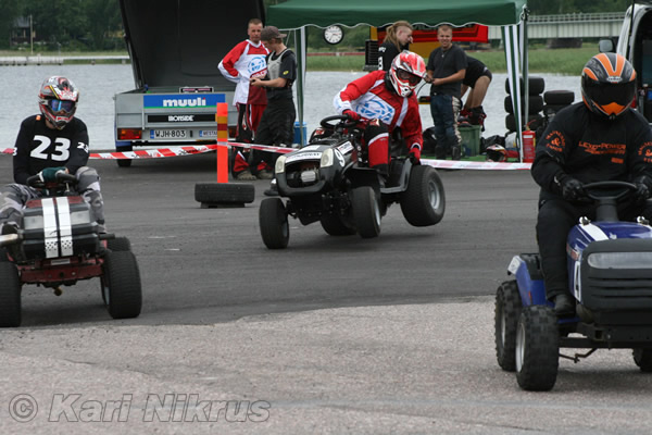Ruohonleikkureiden 3h kest�vyysajot 11.07.2009