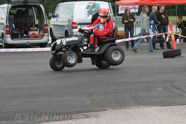 Ruohonleikkureiden 3h kest�vyysajot 11.07.2009
