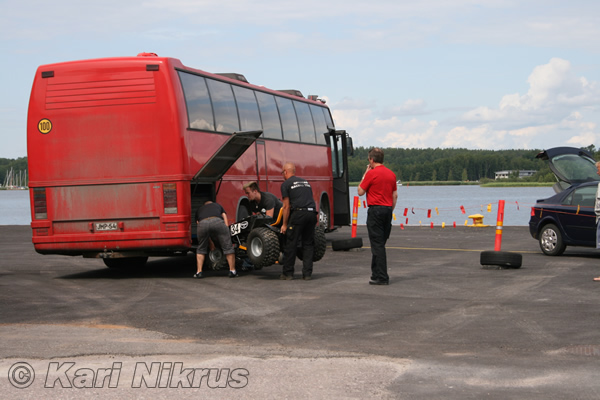 Ruohonleikkureiden 3h kest�vyysajot 11.07.2009