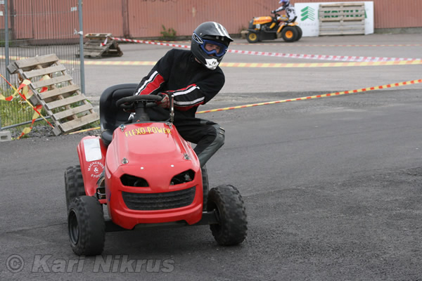 Ruohonleikkureiden 3h kest�vyysajot 11.07.2009