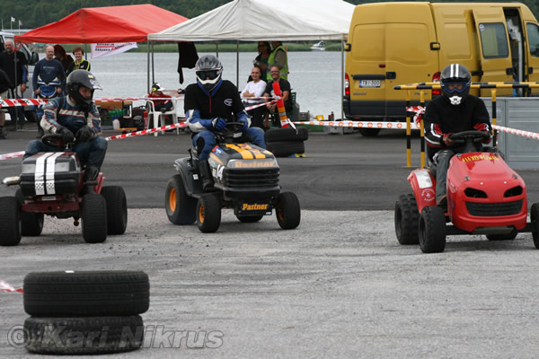 Ruohonleikkureiden 3h kest�vyysajot 11.07.2009