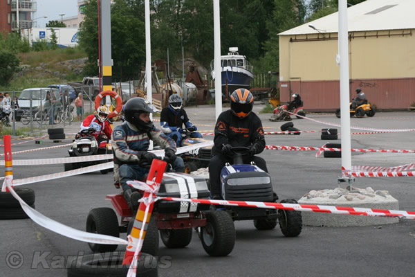 Ruohonleikkureiden 3h kest�vyysajot 11.07.2009
