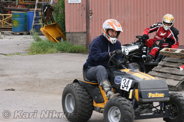 Ruohonleikkureiden 3h kest�vyysajot 11.07.2009