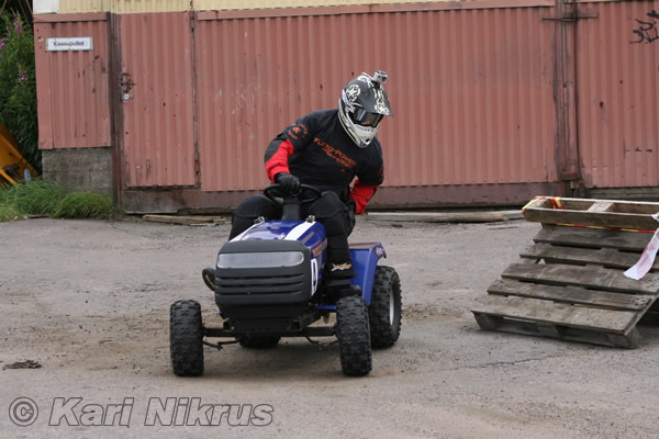 Ruohonleikkureiden 3h kest�vyysajot 11.07.2009