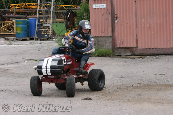 Ruohonleikkureiden 3h kest�vyysajot 11.07.2009