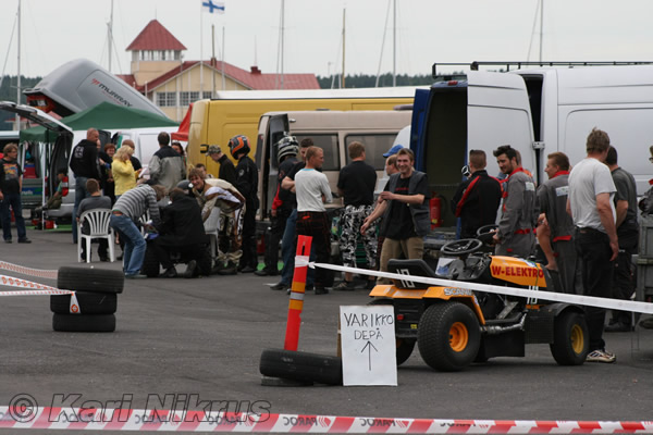 Ruohonleikkureiden 3h kest�vyysajot 11.07.2009