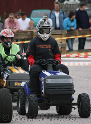 Ruohonleikkureiden 3h kest�vyysajot 11.07.2009