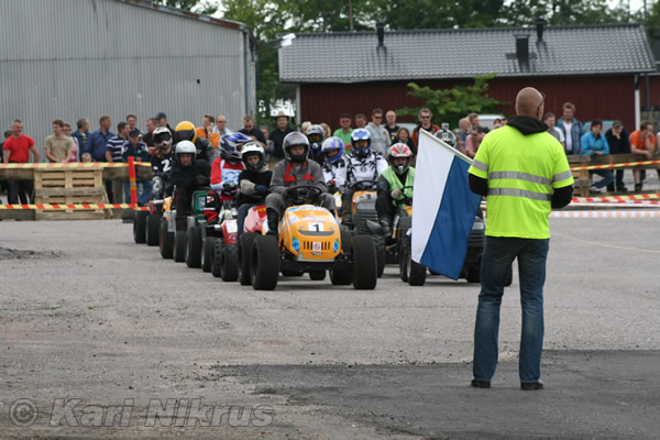 Ruohonleikkureiden 3h kest�vyysajot 11.07.2009