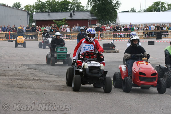 Ruohonleikkureiden 3h kest�vyysajot 11.07.2009