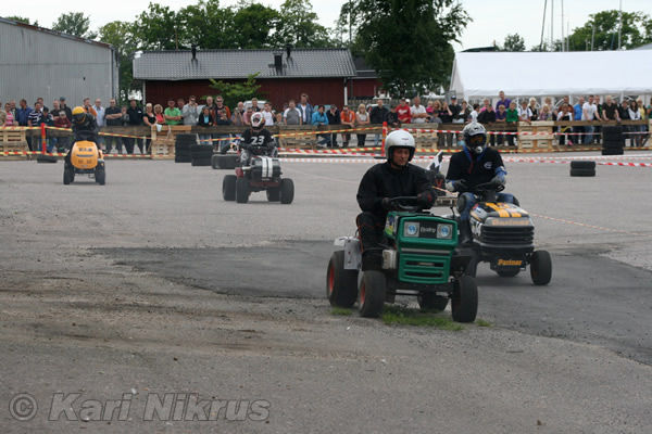 Ruohonleikkureiden 3h kest�vyysajot 11.07.2009