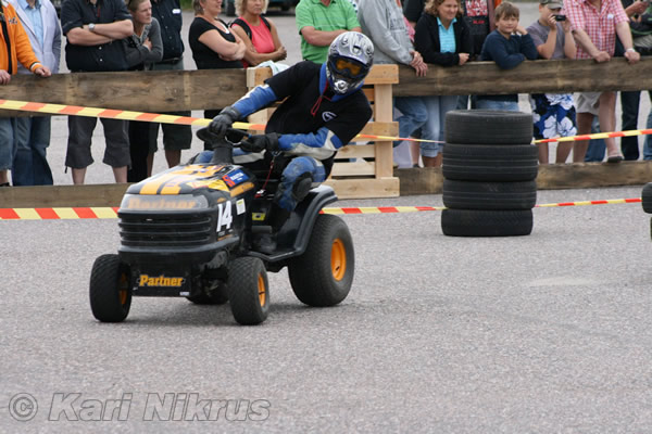 Ruohonleikkureiden 3h kest�vyysajot 11.07.2009