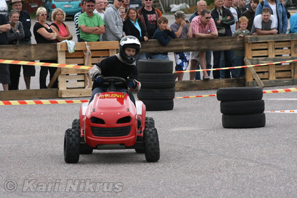 Ruohonleikkureiden 3h kest�vyysajot 11.07.2009