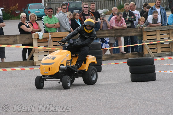 Ruohonleikkureiden 3h kest�vyysajot 11.07.2009
