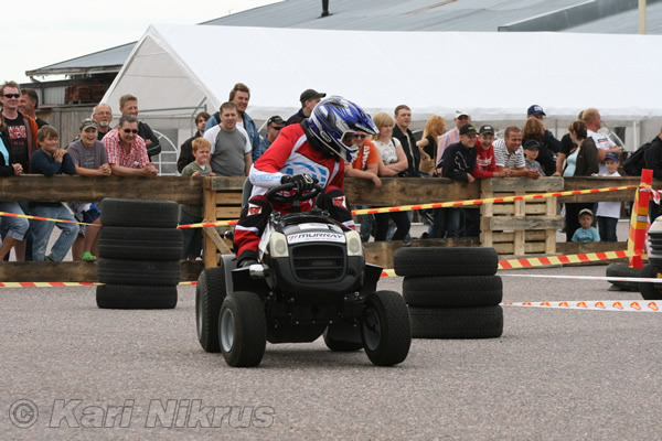Ruohonleikkureiden 3h kest�vyysajot 11.07.2009