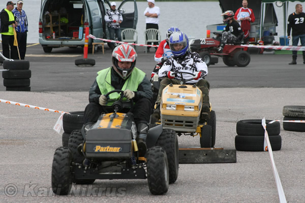 Ruohonleikkureiden 3h kest�vyysajot 11.07.2009