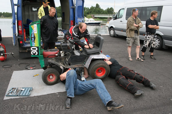 Ruohonleikkureiden 3h kest�vyysajot 11.07.2009