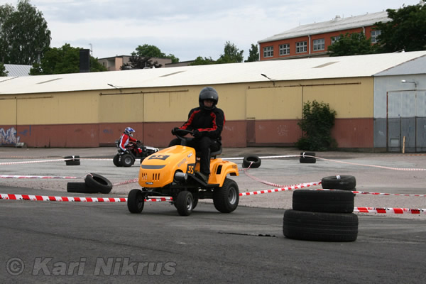 Ruohonleikkureiden 3h kest�vyysajot 11.07.2009