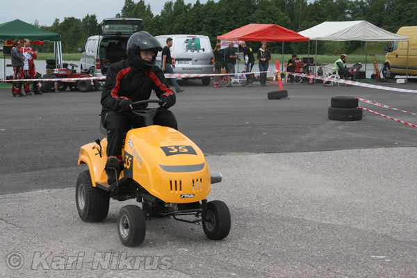 Ruohonleikkureiden 3h kest�vyysajot 11.07.2009