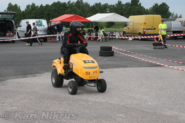 Ruohonleikkureiden 3h kest�vyysajot 11.07.2009