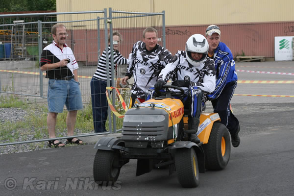 Ruohonleikkureiden 3h kest�vyysajot 11.07.2009