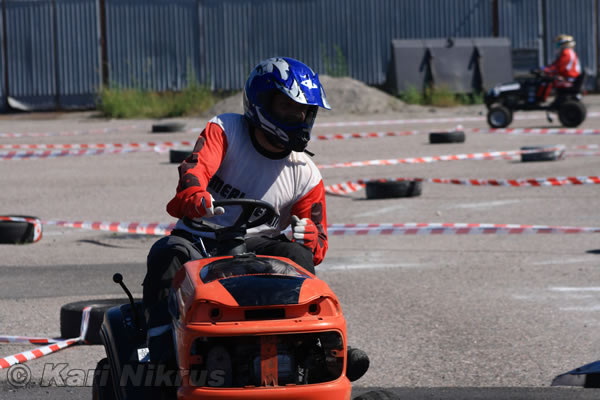 Ruohonleikkureiden 3h kest�vyysajot 10.07.2010