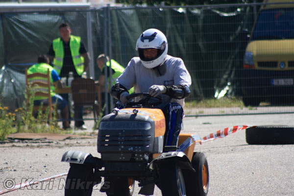 Ruohonleikkureiden 3h kest�vyysajot 10.07.2010
