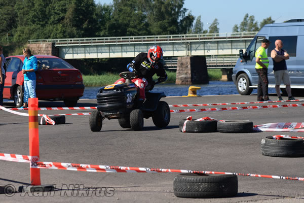 Ruohonleikkureiden 3h kest�vyysajot 10.07.2010