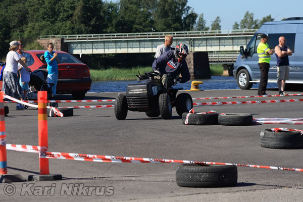 Ruohonleikkureiden 3h kest�vyysajot 10.07.2010