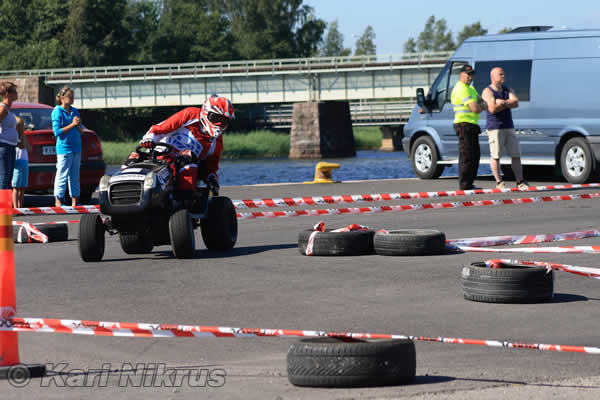 Ruohonleikkureiden 3h kest�vyysajot 10.07.2010
