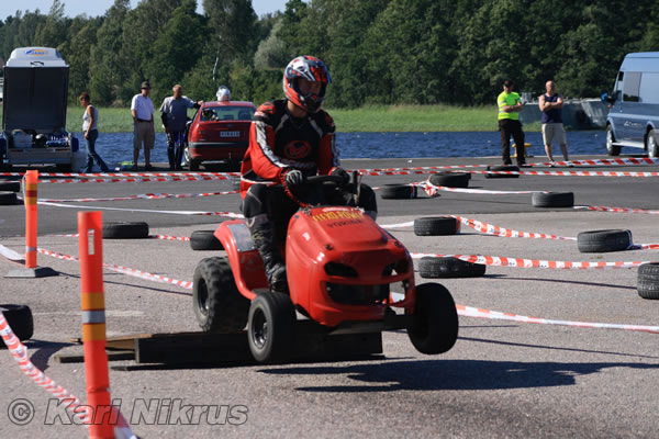 Ruohonleikkureiden 3h kest�vyysajot 10.07.2010