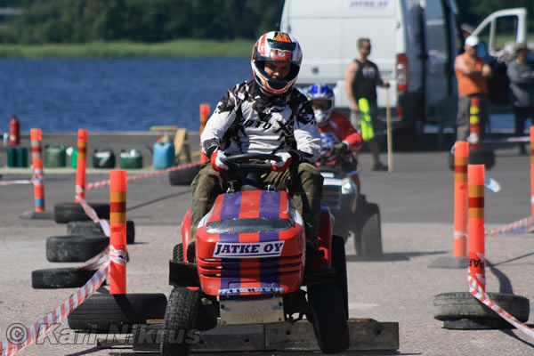 Ruohonleikkureiden 3h kest�vyysajot 10.07.2010