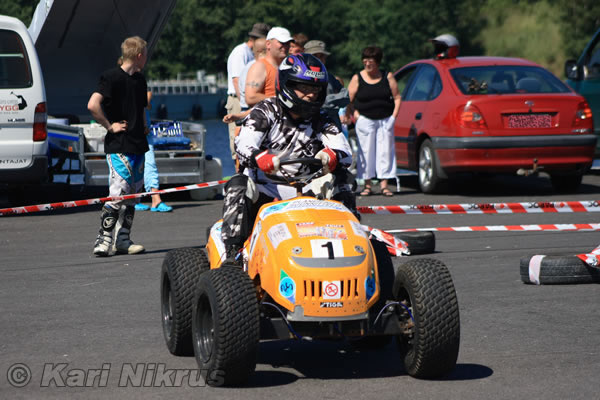 Ruohonleikkureiden 3h kest�vyysajot 10.07.2010