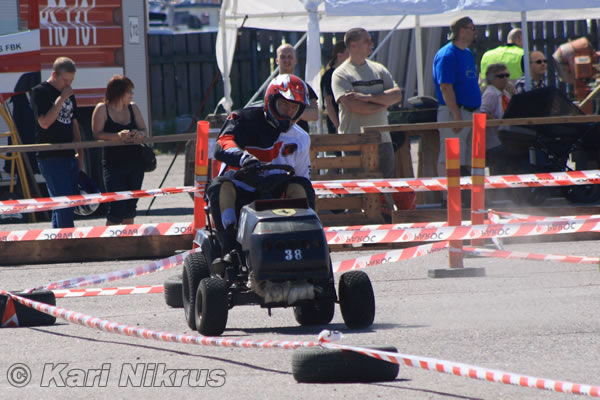 Ruohonleikkureiden 3h kest�vyysajot 10.07.2010
