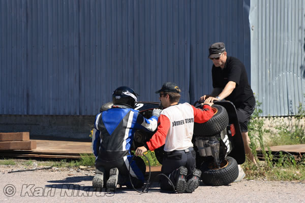 Ruohonleikkureiden 3h kest�vyysajot 10.07.2010