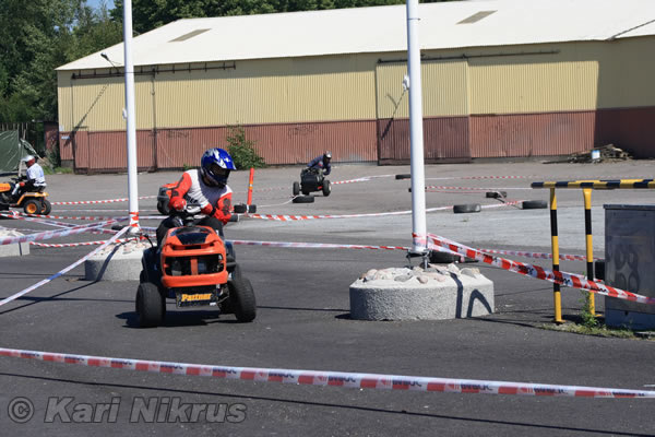Ruohonleikkureiden 3h kest�vyysajot 10.07.2010