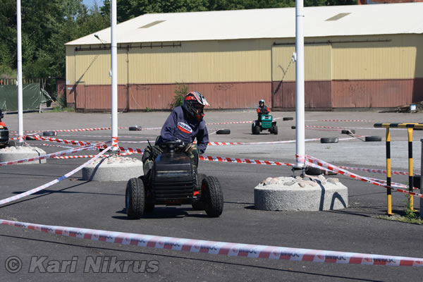 Ruohonleikkureiden 3h kest�vyysajot 10.07.2010